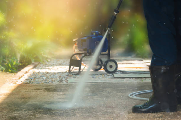 Best Machinery and Equipment Cleaning  in Stonegate, CO
